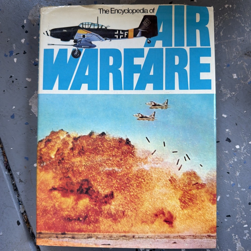 The Encyclopedia of Air Warfare HCDJ 300+ Airplane Drawings